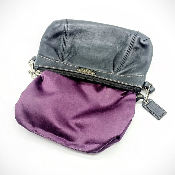 Vintage Coach Blue Black Pleated Leather Wristlet - Picture 9 of 10